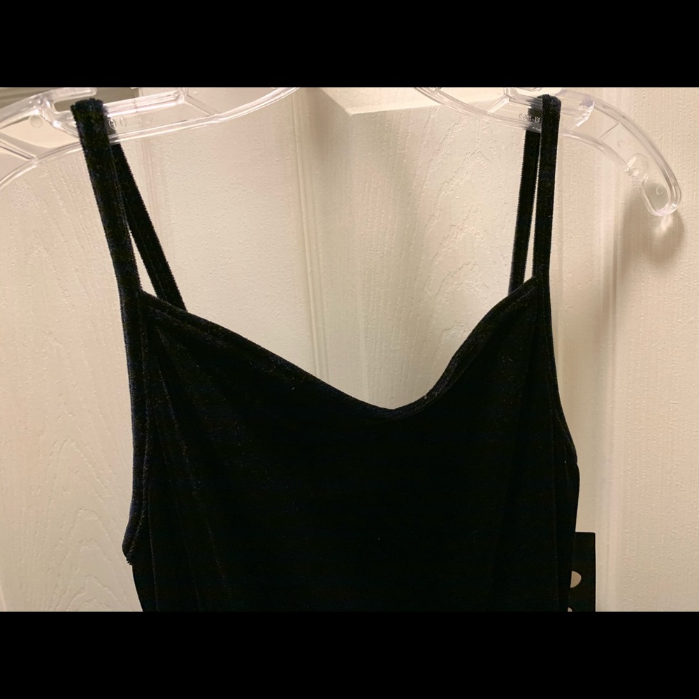 Long black velvet holiday dress! - Picture 4 of 7